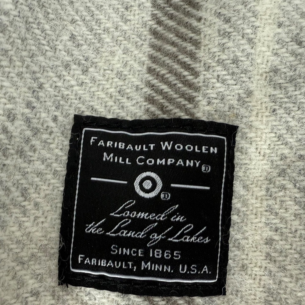 Faribault Woolen Mill Company‎ NWT Scarf Neck Warmer USA Made Striped Gray Wool - Picture 4 of 9